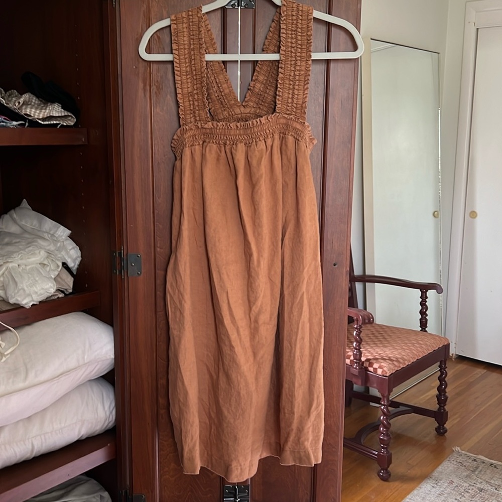 everlane linen dress